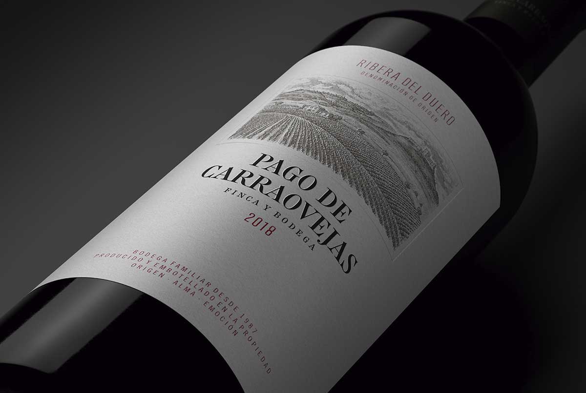 The label of Pago de Carraovejas, drawn with the pago itself